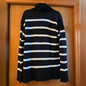 NWOT Old Navy Black and White Striped Turtleneck Tunic Sweater